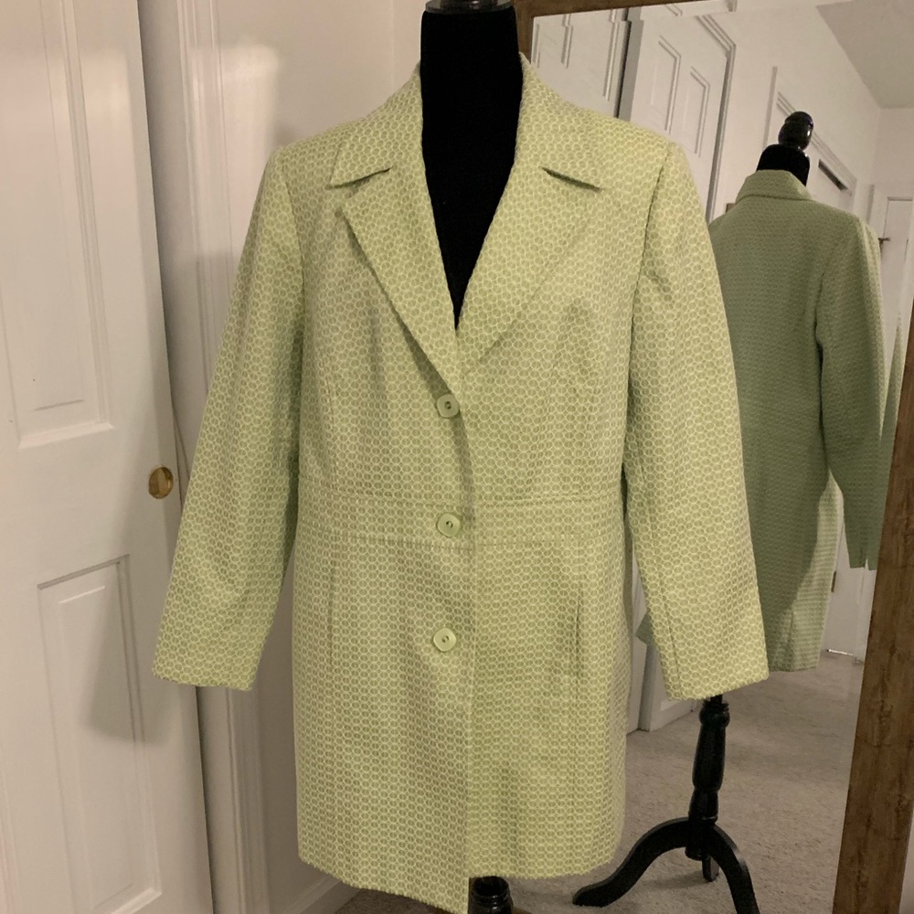 Worthington Trench Coat, 16W, Green and White, EUC
